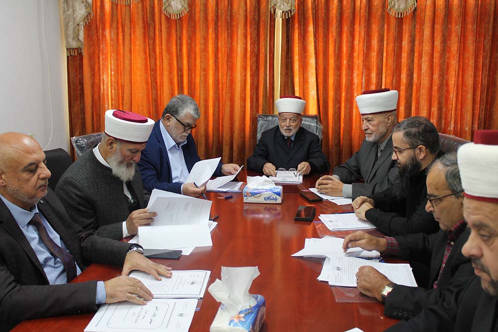 مجلس الإفتاء الأعلى يرفض مخططات نزع السيادة الإسلامية عن المسجد الإبراهيمي في الخليل